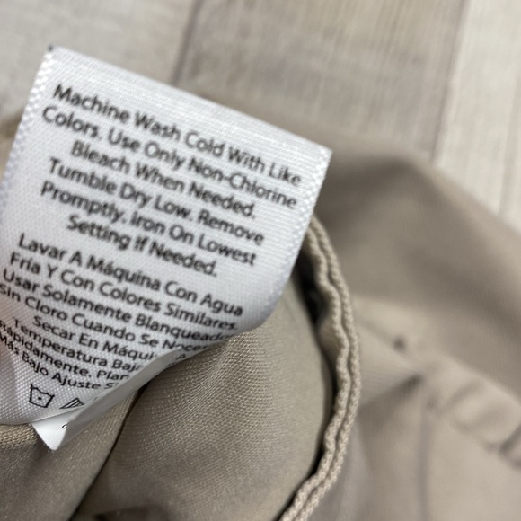 Wonder Nation tan pleated private school girls skirt size 10 - Picture 4 of 5